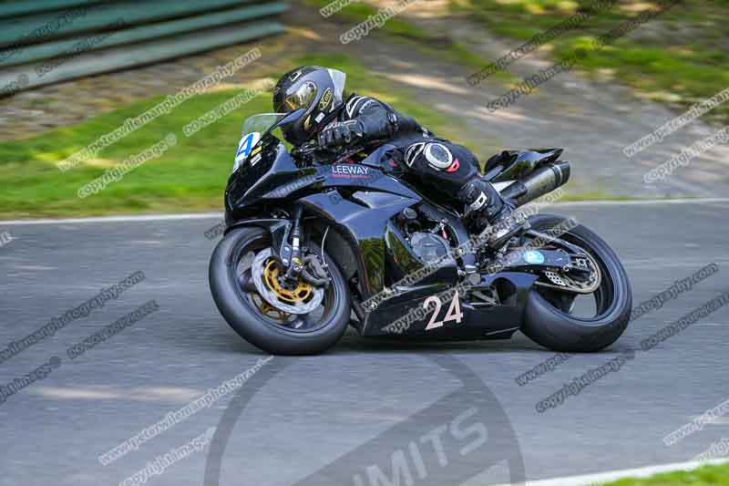 cadwell no limits trackday;cadwell park;cadwell park photographs;cadwell trackday photographs;enduro digital images;event digital images;eventdigitalimages;no limits trackdays;peter wileman photography;racing digital images;trackday digital images;trackday photos